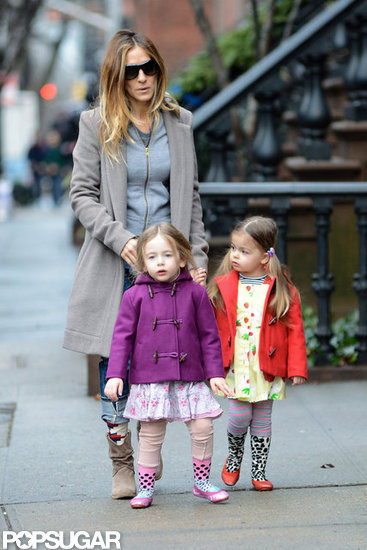 Sarah Jessica Parker wore a coat and a gray sweatshirt.
Sarah Jessica Parker wore a coat and a gray sweatshirt.