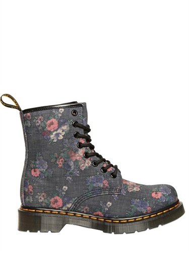 Get the Clarissa Explains It All look, right down to your footwear with these Dr. Martens Floral Printed Denim Boots ($192).
Get the Clarissa Explains It All look, right down to your footwear with these Dr. Martens Floral Printed Denim Boots ($192).