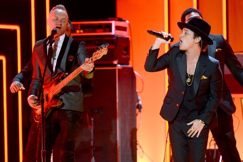 Bruno Mars performed with Sting.
Bruno Mars performed with Sting.