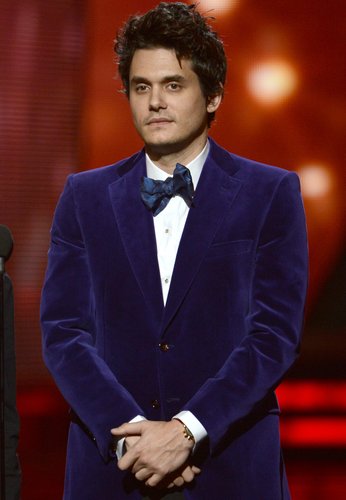 John Mayer wore a blue blazer.
John Mayer wore a blue blazer.