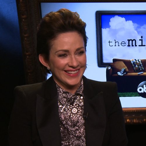 Patricia Heaton and Neil Flynn Interview The Middle (Video)