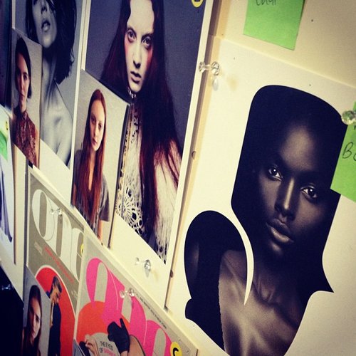 Fashion Week would be nothing without the gorgeous faces, no?
Fashion Week would be nothing without the gorgeous faces, no?