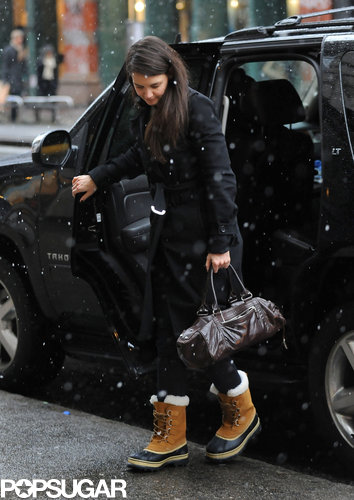 Katie Holmes stepped out by herself in NYC.
Katie Holmes stepped out by herself in NYC.