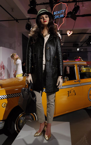 Kate Spade Fall 2013
Kate Spade Fall 2013