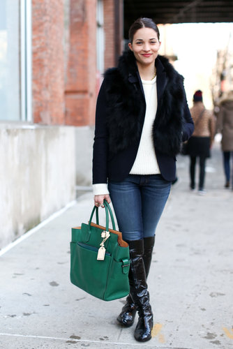 Proof that sometimes all it takes to get noticed is a great bag (but a red lip doesn't hurt either).
Proof that sometimes all it takes to get noticed is a great bag (but a red lip doesn't hurt either).