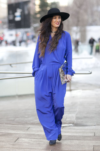 A '70s-inspired bold jumpsuit lent a unique angle to this Winter style moment.
A '70s-inspired bold jumpsuit lent a unique angle to this Winter style moment.