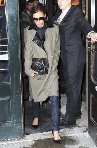 Victoria Beckham exited an NYC restaurant looking posh in a leather-collar coat, skinny jeans, her Proenza Schouler cap-toe pumps, and a Victoria Beckham chain-handle bag.
Victoria Beckham exited an NYC restaurant looking posh in a leather-collar coat, skinny jeans, her Proenza Schouler cap-toe pumps, and a Victoria Beckham chain-handle bag.
