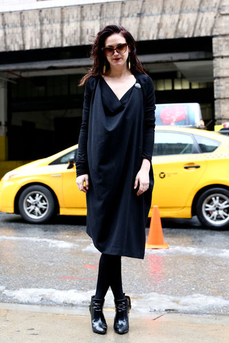 Draped silhouettes helped soften this all-black ensemble.
Draped silhouettes helped soften this all-black ensemble.