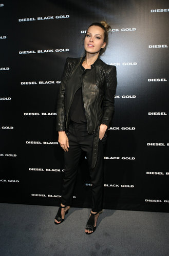 Petra Nemcová brought street chic to new heights with a quilted leather jacket and cutout leather sandals at Diesel Black Gold.
Petra Nemcová brought street chic to new heights with a quilted leather jacket and cutout leather sandals at Diesel Black Gold.