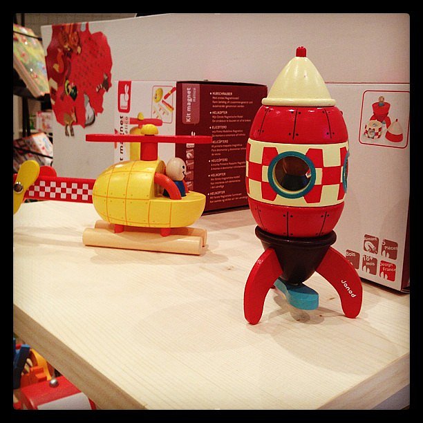Janod debuted their magnetic stackable rocket ship and helicopter at the show.
Janod debuted their magnetic stackable rocket ship and helicopter at the show.