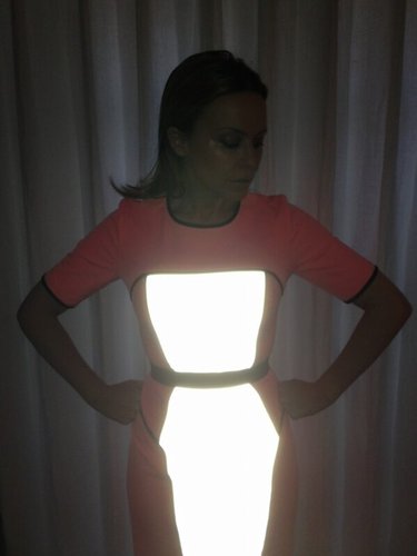 Kylie Minogue showed off her glow-in-the-dark dress on Twitter.
Source: Twitter user KylieMinogue
Kylie Minogue showed off her glow-in-the-dark dress on Twitter.
Source: Twitter user KylieMinogue