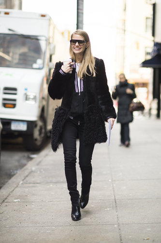 We love how the fur finish on her coat supplied an uptown-luxe to her downtown style.
Source: Le 21ème | Adam Katz Sinding
We love how the fur finish on her coat supplied an uptown-luxe to her downtown style.
Source: Le 21ème | Adam Katz Sinding
