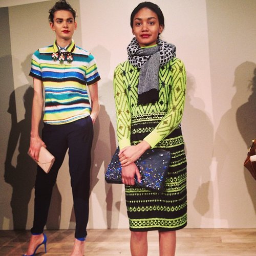 All in the neon details.
All in the neon details.