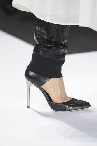 BCBG Max Azria Fall 2013
BCBG Max Azria Fall 2013