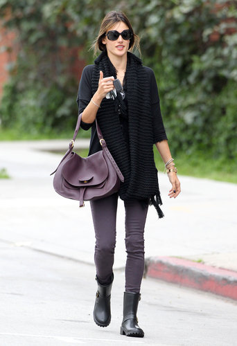 Alessandra Ambrosio dropped her daughter off at school in LA sporting purple skinny jeans, a coordinating purple bag, and these däv moto rain boots ($59).
Alessandra Ambrosio dropped her daughter off at school in LA sporting purple skinny jeans, a coordinating purple bag, and these däv moto rain boots ($59).