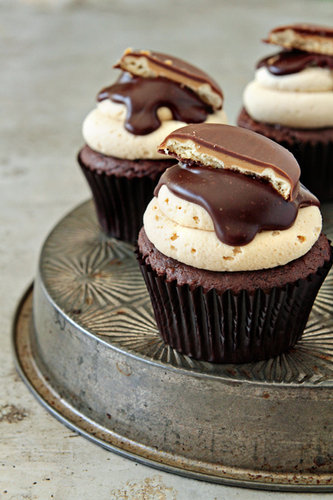 Tagalong Cupcakes: Version 2 Tagalong Cupcakes: Version 2
