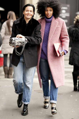 Julia Sarr-Jamois bundled up in pastel layers alongside a showgoer working a more under-the-radar black coat and boyfriend jeans.
Julia Sarr-Jamois bundled up in pastel layers alongside a showgoer working a more under-the-radar black coat and boyfriend jeans.