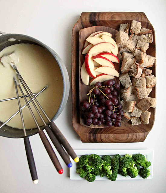 Classic Swiss Fondue Classic Swiss Fondue