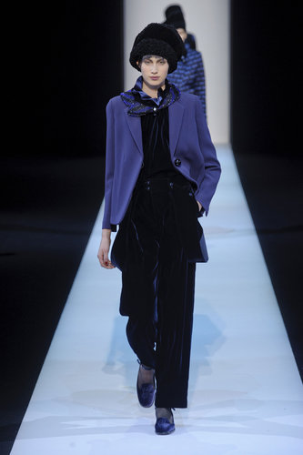 Giorgio Armani Fall 2013
Giorgio Armani Fall 2013