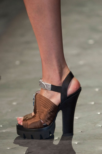 Prada Fall 2013
Prada Fall 2013