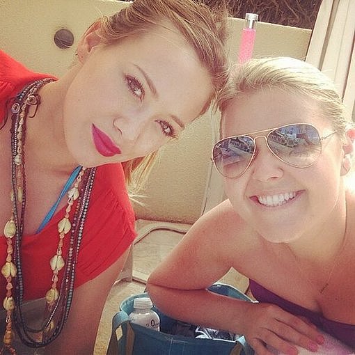 Hilary Duff spent time poolside with a friend.
Source: Twitter user HilaryDuff
Hilary Duff spent time poolside with a friend.
Source: Twitter user HilaryDuff
