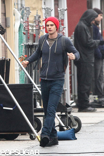Emma Stone and Andrew Garfield Break for Breakfast in NYC Emma Stone and Andrew Garfield Break for Breakfast in NYC