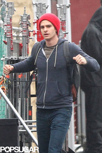 Emma Stone and Andrew Garfield Break for Breakfast in NYC Emma Stone and Andrew Garfield Break for Breakfast in NYC