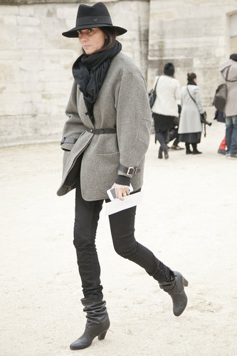 Emmanuelle Alt made her arrival in belted blazer and black denim.
Emmanuelle Alt made her arrival in belted blazer and black denim.