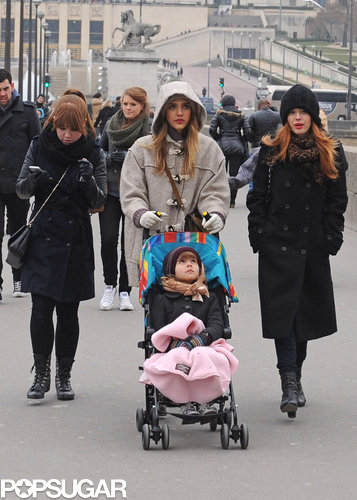 Jessica Alba and Honor Strike a Sweet Pose in Paris Jessica Alba and Honor Strike a Sweet Pose in Paris