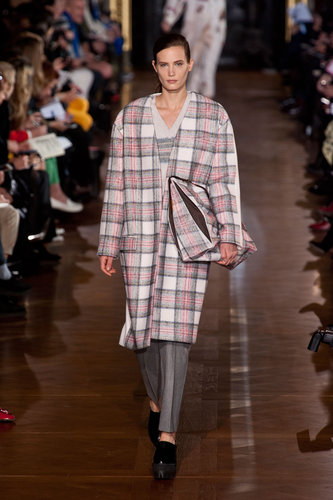 Stella McCartney Fall 2013
Stella McCartney Fall 2013