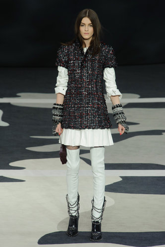 Chanel Fall 2013
Chanel Fall 2013