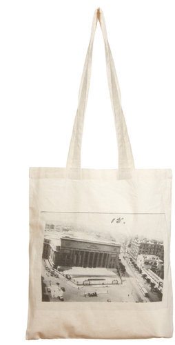 Borders & Frontiers Monument Shopper