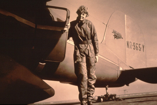First Woman to Fly the Atlantic: Amelia Earhart First Woman to Fly the Atlantic: Amelia Earhart