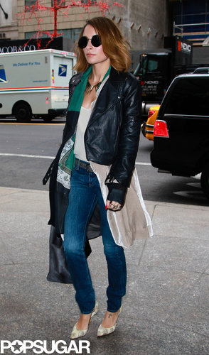 Nicole Richie Swings Through NYC Ahead of Fashion Star's Return Nicole Richie Swings Through NYC Ahead of Fashion Star's Return