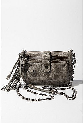 Deena & Ozzy Chain Strap Crossbody Bag