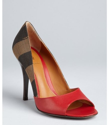 Fendi red and tobacco stripe canvas peep toe pumps