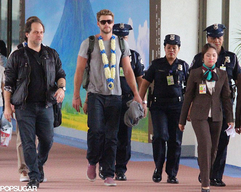 Miley Explains Her Missing Ring While Liam Travels to Manila Miley Explains Her Missing Ring While Liam Travels to Manila