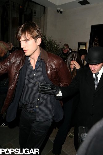 Ashton Kutcher Joins Mila Kunis For a Loving Dinner in London Ashton Kutcher Joins Mila Kunis For a Loving Dinner in London