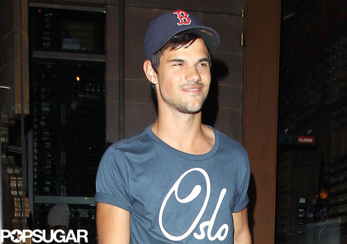 Taylor Lautner Grabs a Bite With Ashley Benson Taylor Lautner Grabs a Bite With Ashley Benson