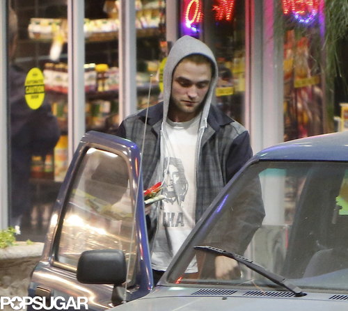 Robert Pattinson and Kristen Stewart's Friday Date Night! Robert Pattinson and Kristen Stewart's Friday Date Night!
