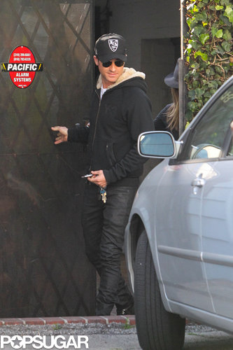 Jennifer Aniston and Justin Theroux Nest Ahead of Rumored Wedding Jennifer Aniston and Justin Theroux Nest Ahead of Rumored Wedding