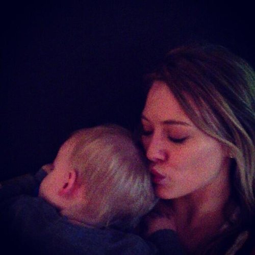 Hilary Duff gave a sleeping baby Luca a kiss.
Source: Twitter user hilaryduff
Hilary Duff gave a sleeping baby Luca a kiss.
Source: Twitter user hilaryduff