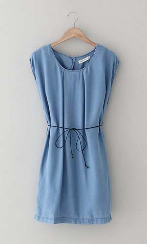 We adore the simplicity of this Won Hundred denim dress ($172). The thin cord tie is a genius finish.
We adore the simplicity of this Won Hundred denim dress ($172). The thin cord tie is a genius finish.