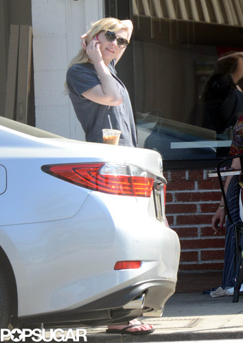 Kirsten Dunst Trades Brad Pitt Talk For a Coffee Stop Kirsten Dunst Trades Brad Pitt Talk For a Coffee Stop