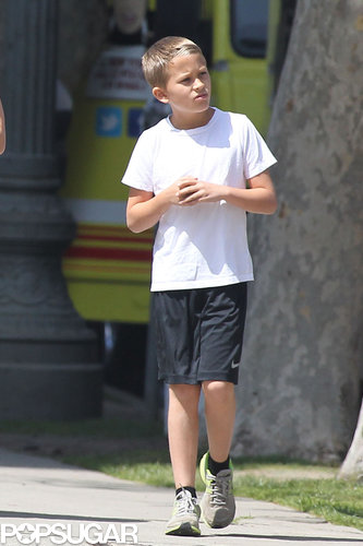 Ryan Phillippe Brings His Girlfriend to Lunch With Ava and Deacon Ryan Phillippe Brings His Girlfriend to Lunch With Ava and Deacon