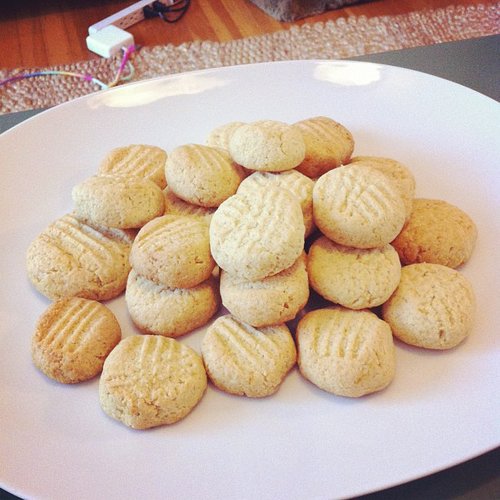 Sansa's Favorite Lemon Cakes Sansa's Favorite Lemon Cakes