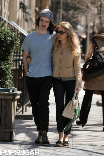 Sienna wore her go-to leopard loafers on yet another stroll in her NYC neighborhood. This time she kept it classic in black jeans, a tan cardigan, an off-white bag with a green crossbody strap, and printed sunglasses.
Sienna wore her go-to leopard loafers on yet another stroll in her NYC neighborhood. This time she kept it classic in black jeans, a tan cardigan, an off-white bag with a green crossbody strap, and printed sunglasses.