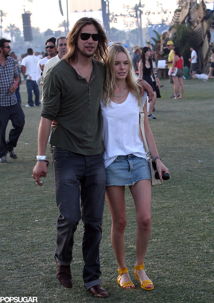 Kate Bosworth and James Rousseau cuddled up during Coachella in 2009.
Kate Bosworth and James Rousseau cuddled up during Coachella in 2009.