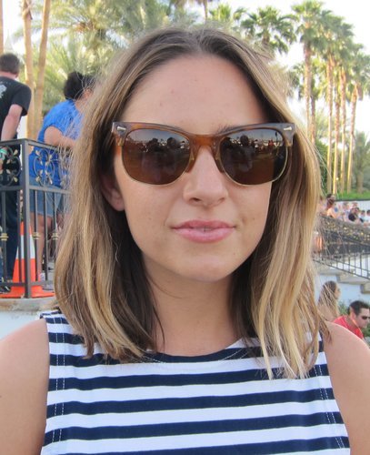 Classic tortoiseshell sunglasses are eternally cool.
Classic tortoiseshell sunglasses are eternally cool.