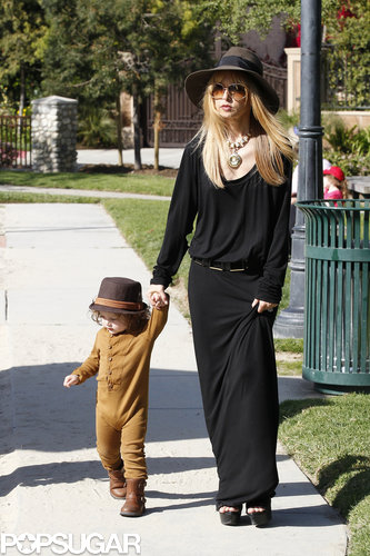 Rachel Zoe Slides With Skyler During Park Playtime Rachel Zoe Slides With Skyler During Park Playtime